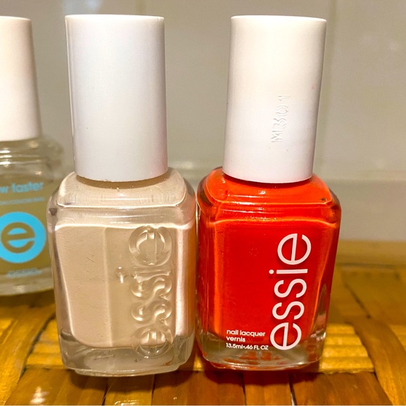 💅ESSIE💅 4-PC SET OF 2 COLORS, GROWTH & GAP FILLER TREATMENTS NAIL POLISHES❣️ - Picture 6 of 14